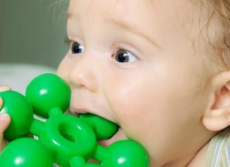 10 teething remedies that work
