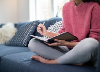 12 Stress Relief Activities for Moms Who Feel Overwhelmed