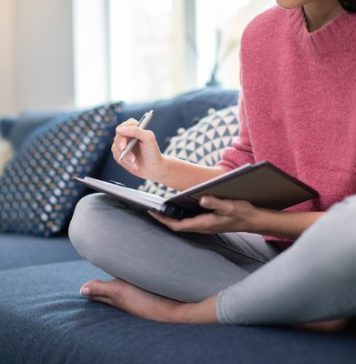 12 Stress Relief Activities for Moms Who Feel Overwhelmed