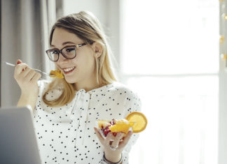 Eat and Drink Smart to Fend Off Cold and Flu Season