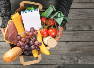 Family Meal Planning on a Budget: 5 Money-Saving Hacks