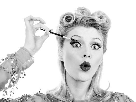 Throwback Thursday! 21 Retro Hairstyles for All Hair Lengths