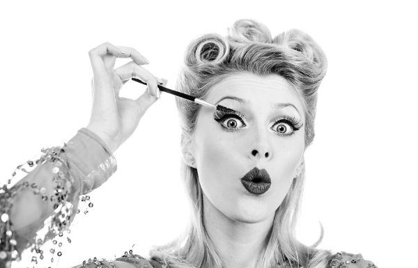 Throwback Thursday! 21 Retro Hairstyles for All Hair Lengths