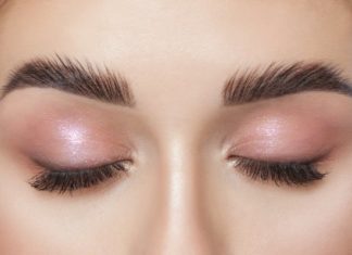Eyebrows on Fleek: 7 Feathered Eyebrows Tips and Tutorials