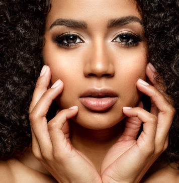 Makeup Tips for Dark Skin: 8 Products and Tutorials