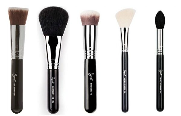 Makeup Brushes 101: 12 Makeup Brushes Every Girl Needs