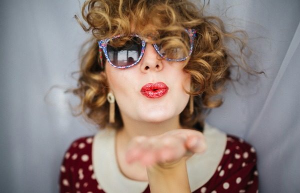 5 tutorials to teach you how to get perfect beach waves for short hair