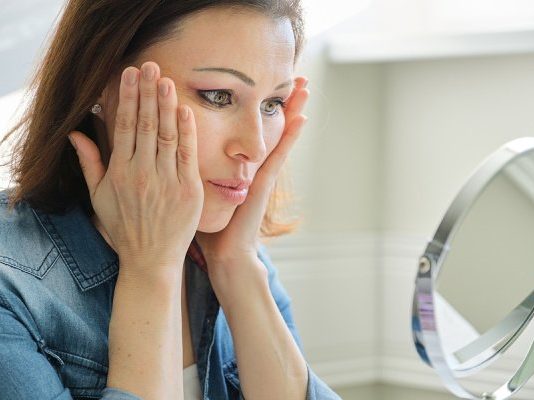How to Tighten Skin on Your Face: 12 Anti-Aging Tips and Tricks