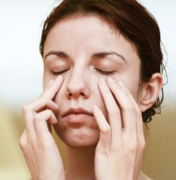 How to Get Rid of Dark Circles Under Your Eyes: 8 Tips That Work