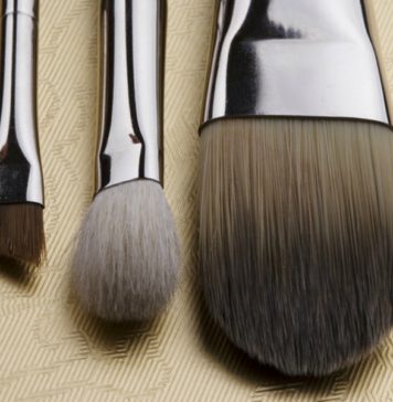 Makeup brushes 101