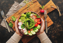 Clean Eating At Home: 30 Make Ahead Salads Under 300 Calories