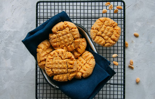 44 Flourless and Fabulous Gluten-Free Cookies You’ll Love