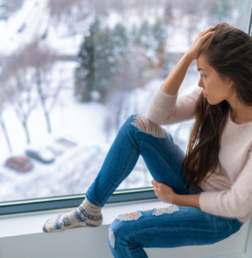 Habits that Make Anxiety Worse: 15 Triggers to Avoid