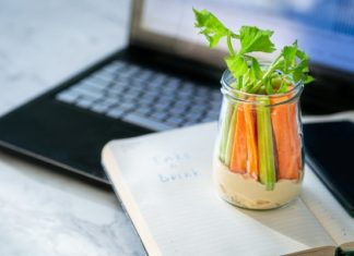 Weight Loss On The Go: 25 Filling Make Ahead Snacks for Work